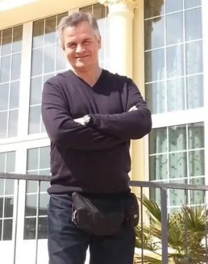 Luca Girati 44