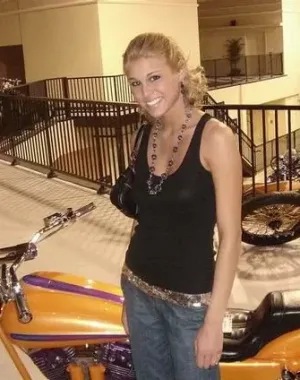 Melissa Harrington 36