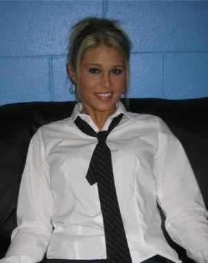 Melissa Harrington 37