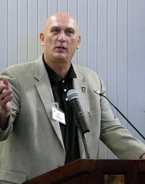 Raymond T. Odierno 17