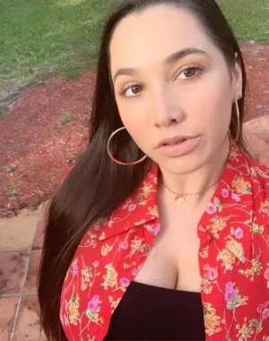 Karlee Grey 23