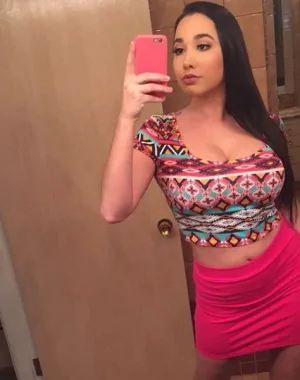 Karlee Grey 25