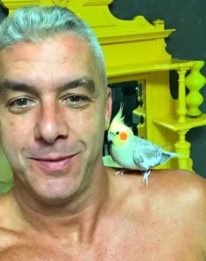 Alexandre Correa 48