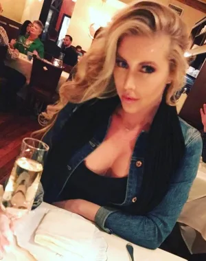Samantha Saint 10