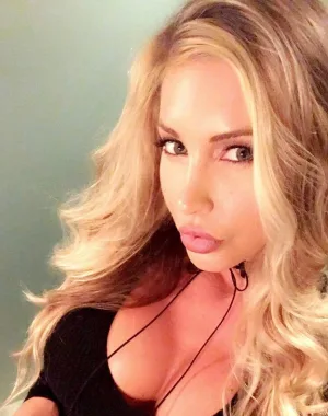 Samantha Saint 14