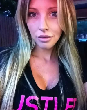 Samantha Saint 23