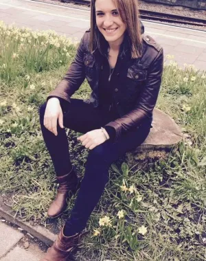 Hannah Winterbourne 25
