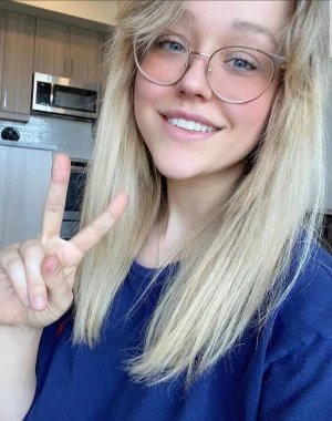 sabrina nichole 17