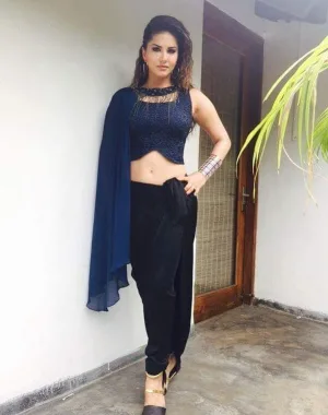 sunny leone 47