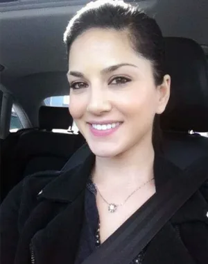 sunny leone 49