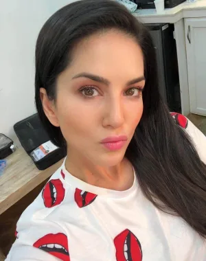 sunny leone 8