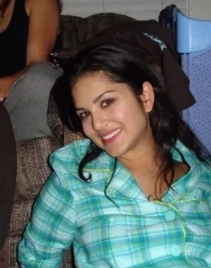 sunny leone 80