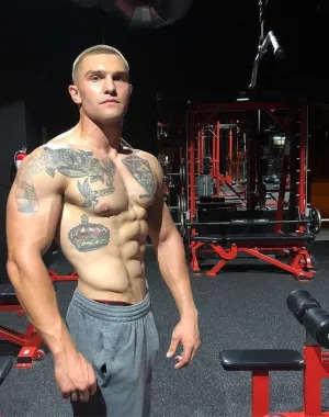 tristan king 25