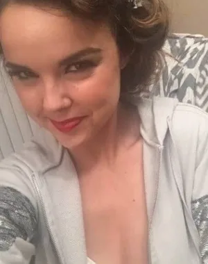 dillion harper 32