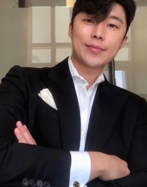 kang hyun su 27