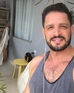 roumerito oliveira 43
