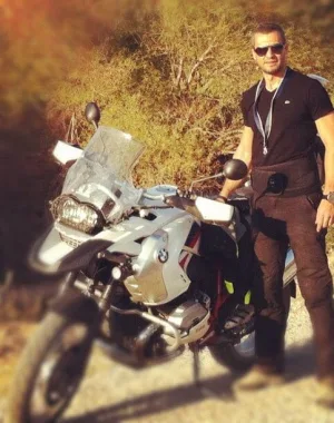 dr. cem karas 149