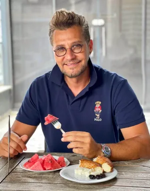 dr. cem karas 25