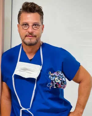 dr. cem karas 33