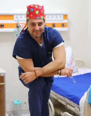 dr. cem karas 40