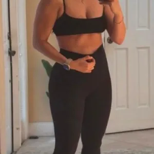 Lisa Lovely 1