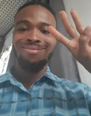 Eden / Real face of the scammer