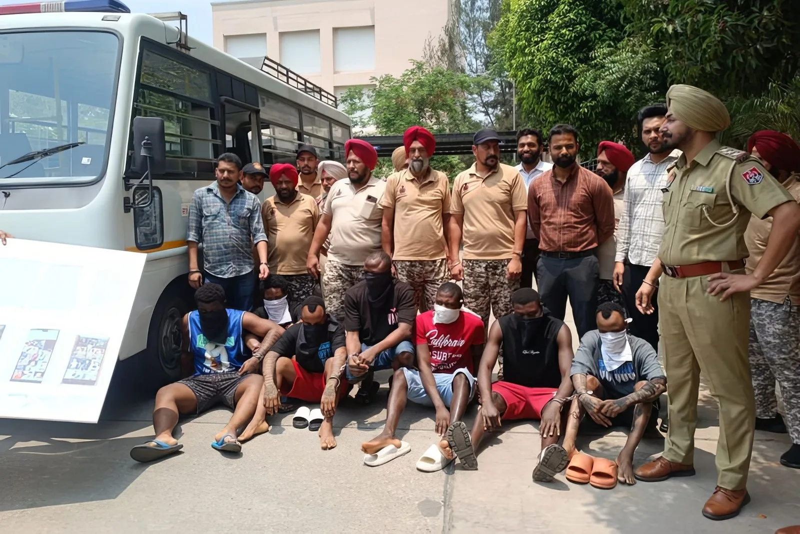 punjab cops nab 7 nationals of ghana nigeria for fraud