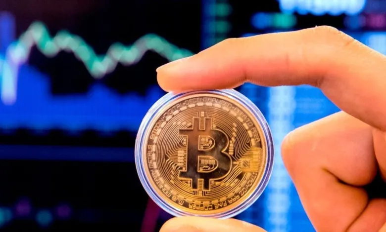 bitcoin cryptocurrency blockchain