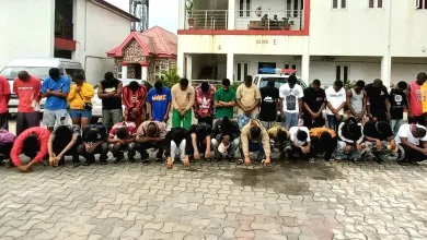 Arrests 37 Internet Fraud Suspects in Nigeria