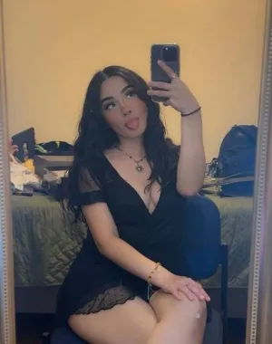 Daniella 4