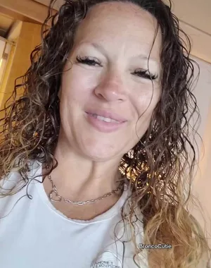 Rayna 38
