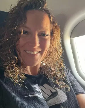 Rayna 64