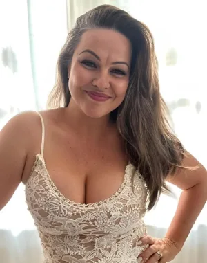 Yvonne 4
