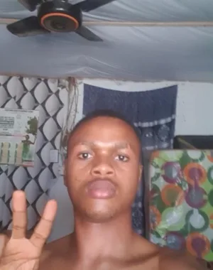 Kira Taylor / real face