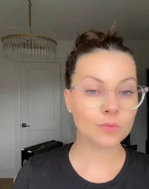 Elizabeth 1